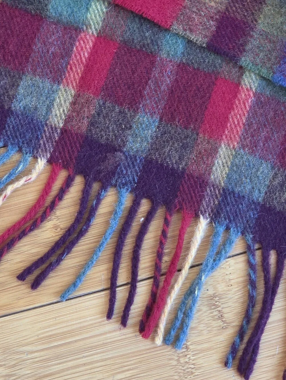John Hanley Irish Lambswool Plaid Tartan Fall Autumn UNISEX NWOT 12x74